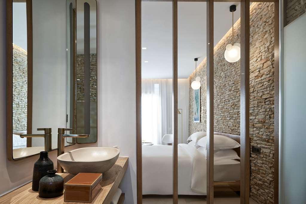 Myconian Naia Hotel Mykonos Town Exterior photo